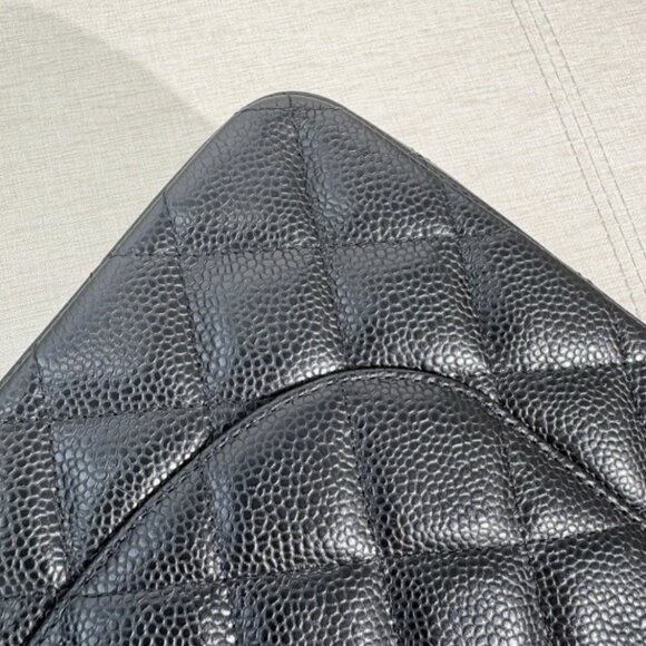 CHANEL Classic Black caviar jumbo Classic Double Flap Large Authentic Pre-Owned - Picture 2 of 15
